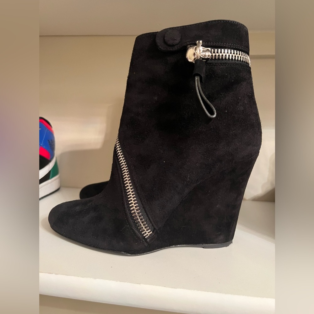 Alexander McQueen Skull Suede Zipper Wedge Ankle Boots size 39